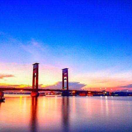 S-One Hotel Palembang Dış mekan fotoğraf