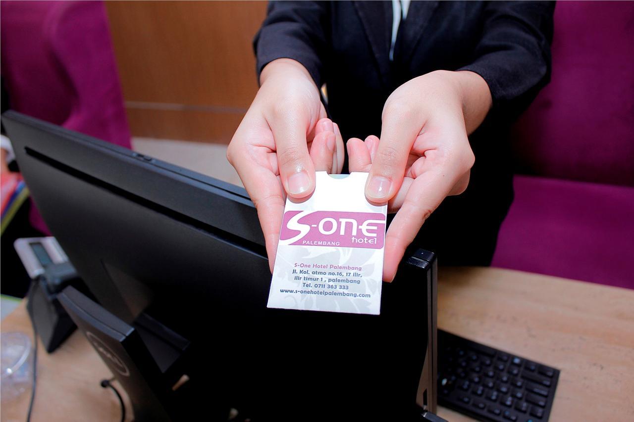 S-One Hotel Palembang Dış mekan fotoğraf